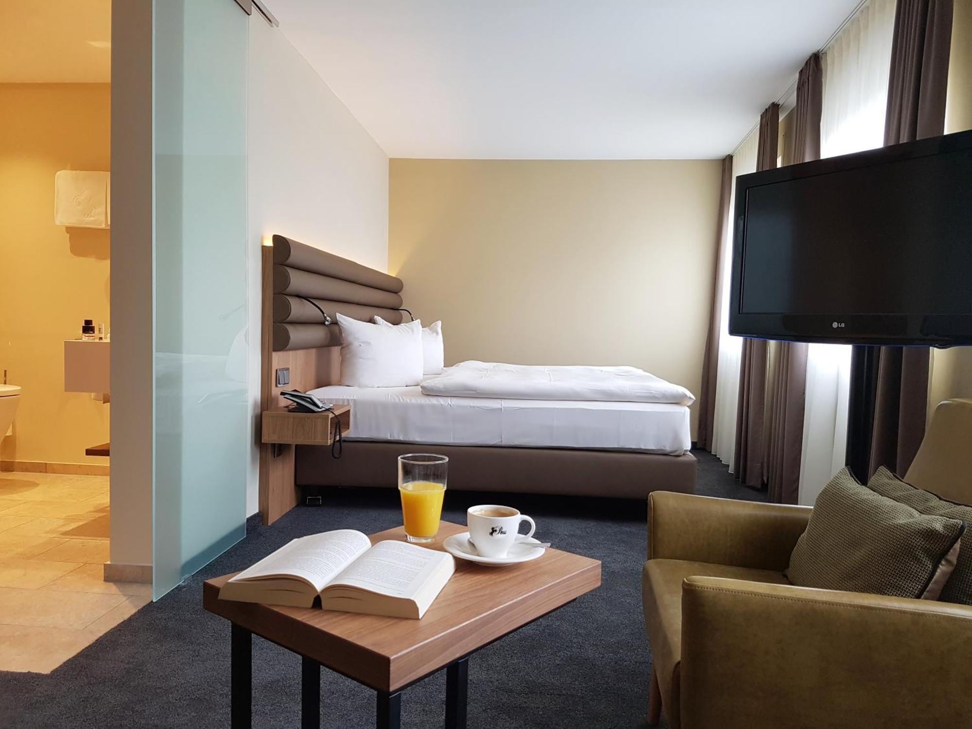 שוויינפורט Hotel Ross מראה חיצוני תמונה